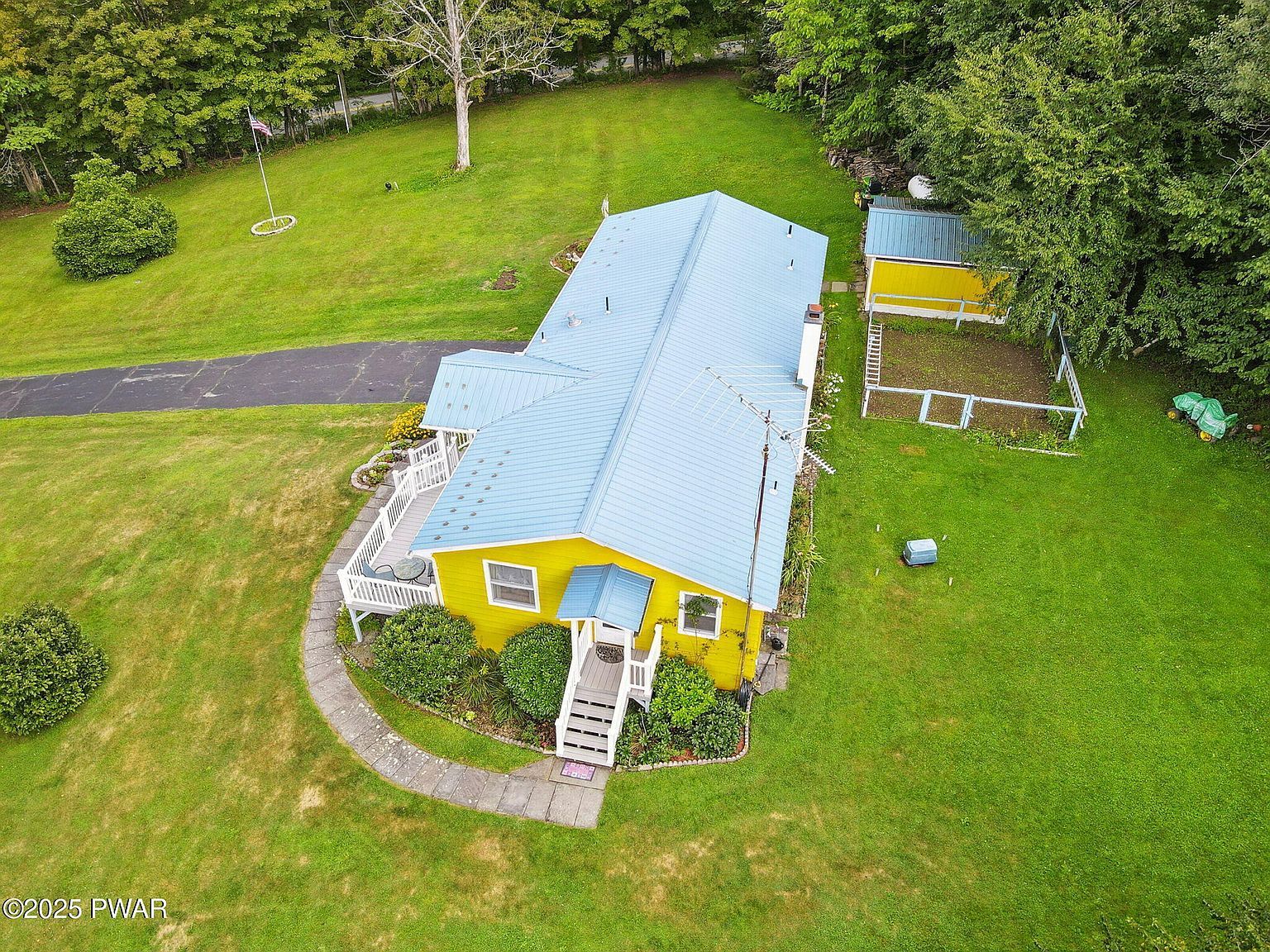 749 Rose Hill Rd Lake Como, PA 18437 - Thumbnail 5