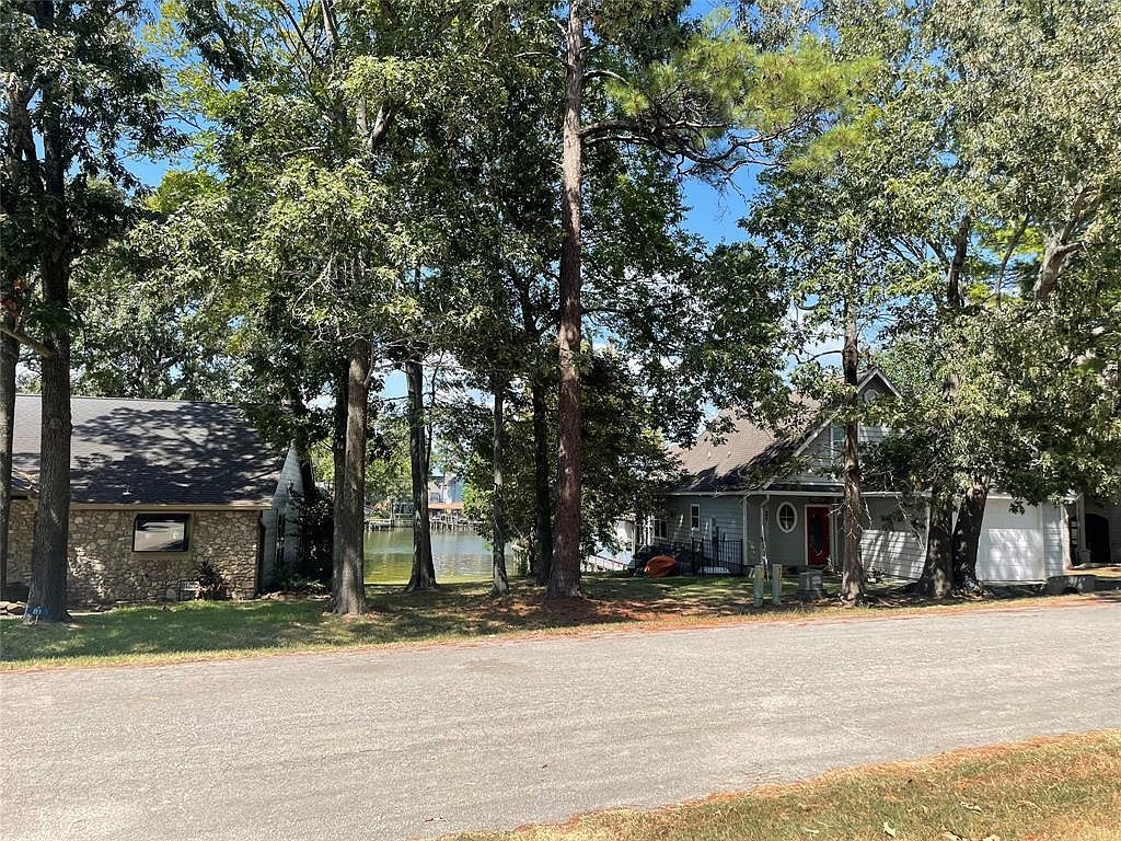 18 & 20 Harbour Point Cir LOT 10-11 Coldspring, TX 77331 - Thumbnail 5