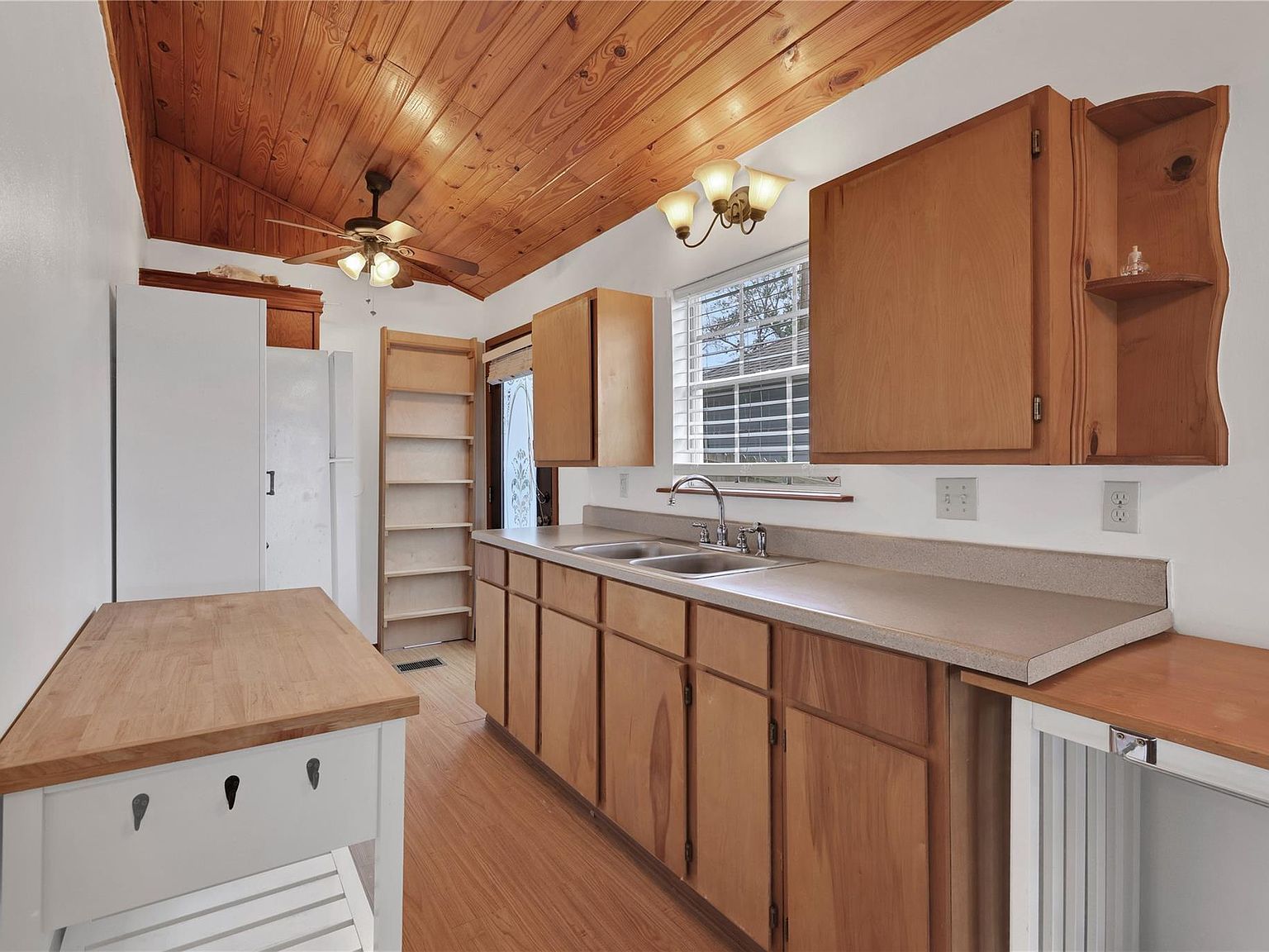 354 Dove Is Livingston, TX 77351 - Thumbnail 5