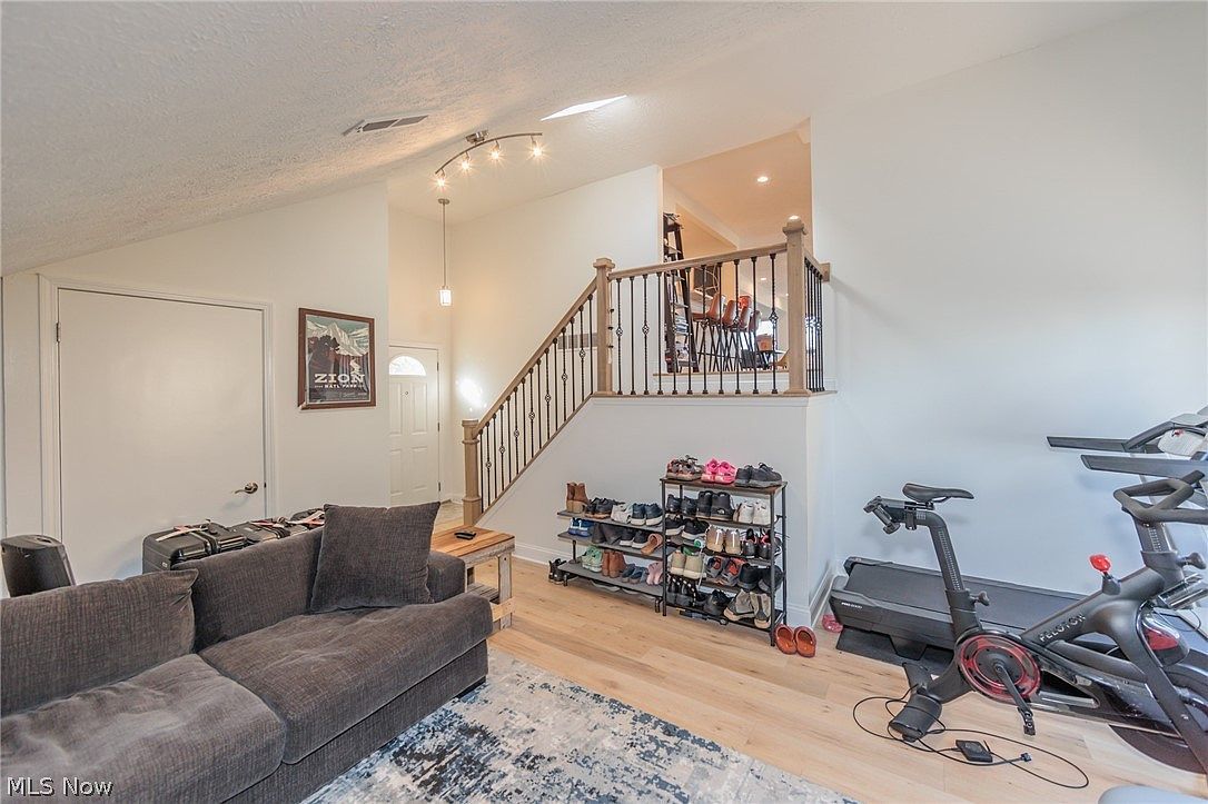 23018 Roberts Run #87 Bay Village, OH 44140 - Thumbnail 5