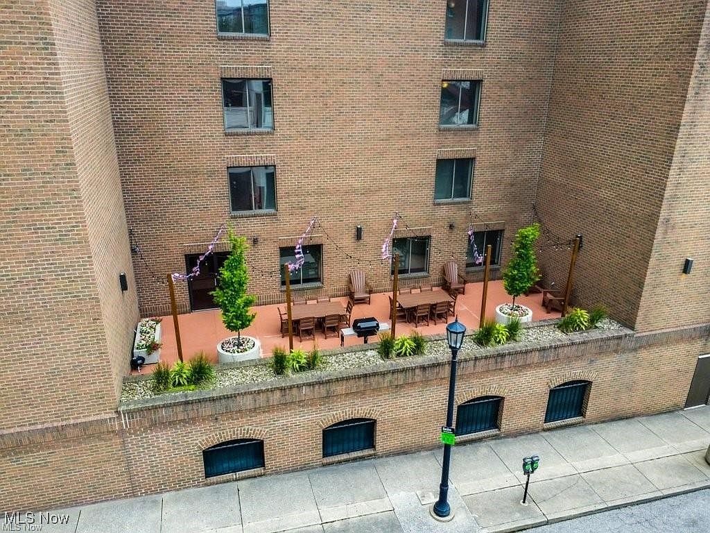 1444 W 10th St APT 606 Cleveland, OH 44113 - Thumbnail 5
