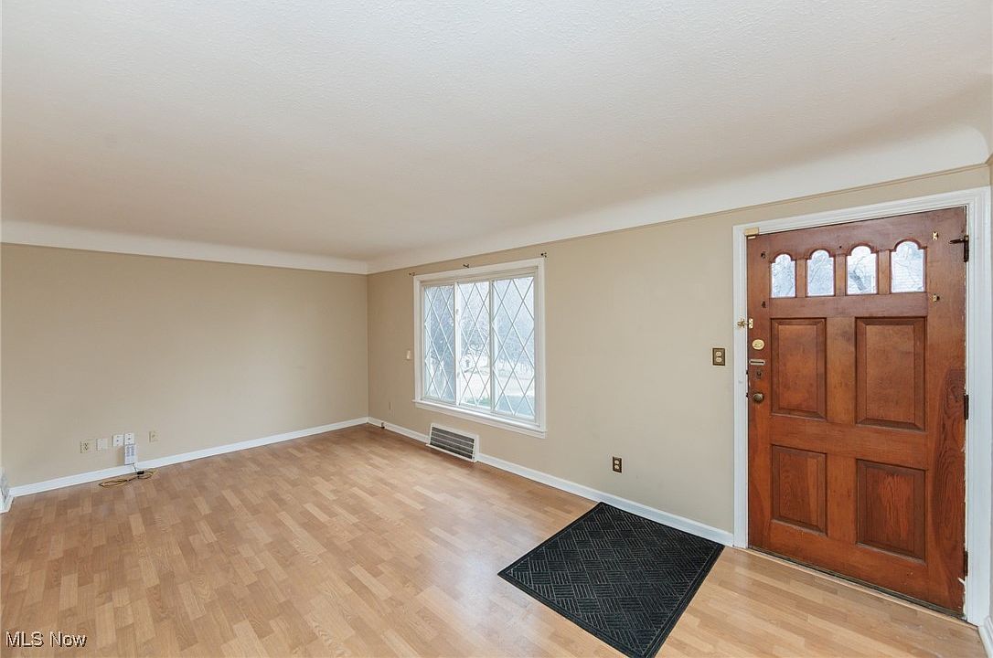 1232 Avondale Rd South Euclid, OH 44121 - Thumbnail 5