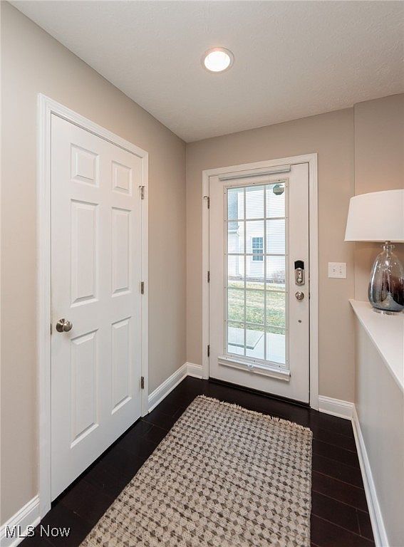 830 Wildberry Cir Avon Lake, OH 44012 - Thumbnail 5