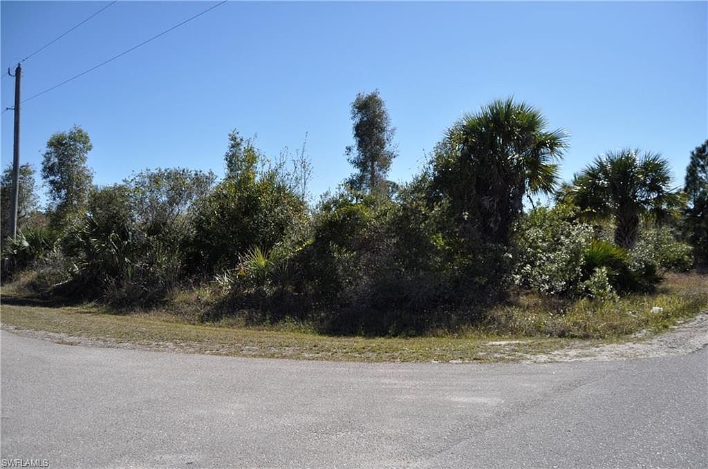 3115 53rd St W Lehigh Acres, FL 33971 - Thumbnail 5