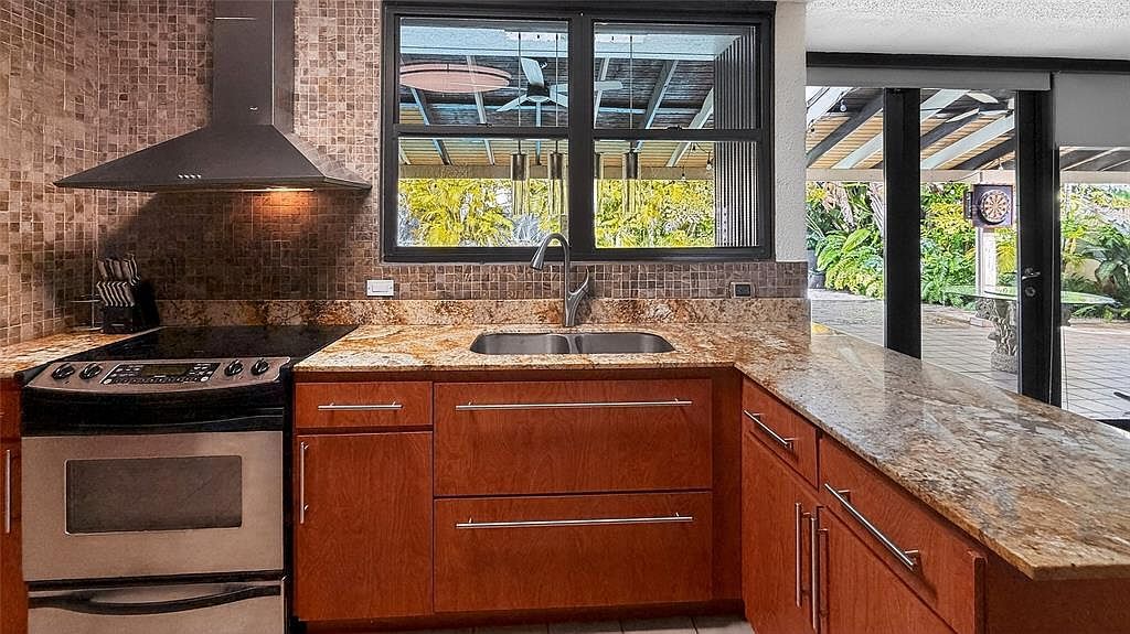 1 Estancias De San Fernando Carolina, PR 00985 - Thumbnail 5