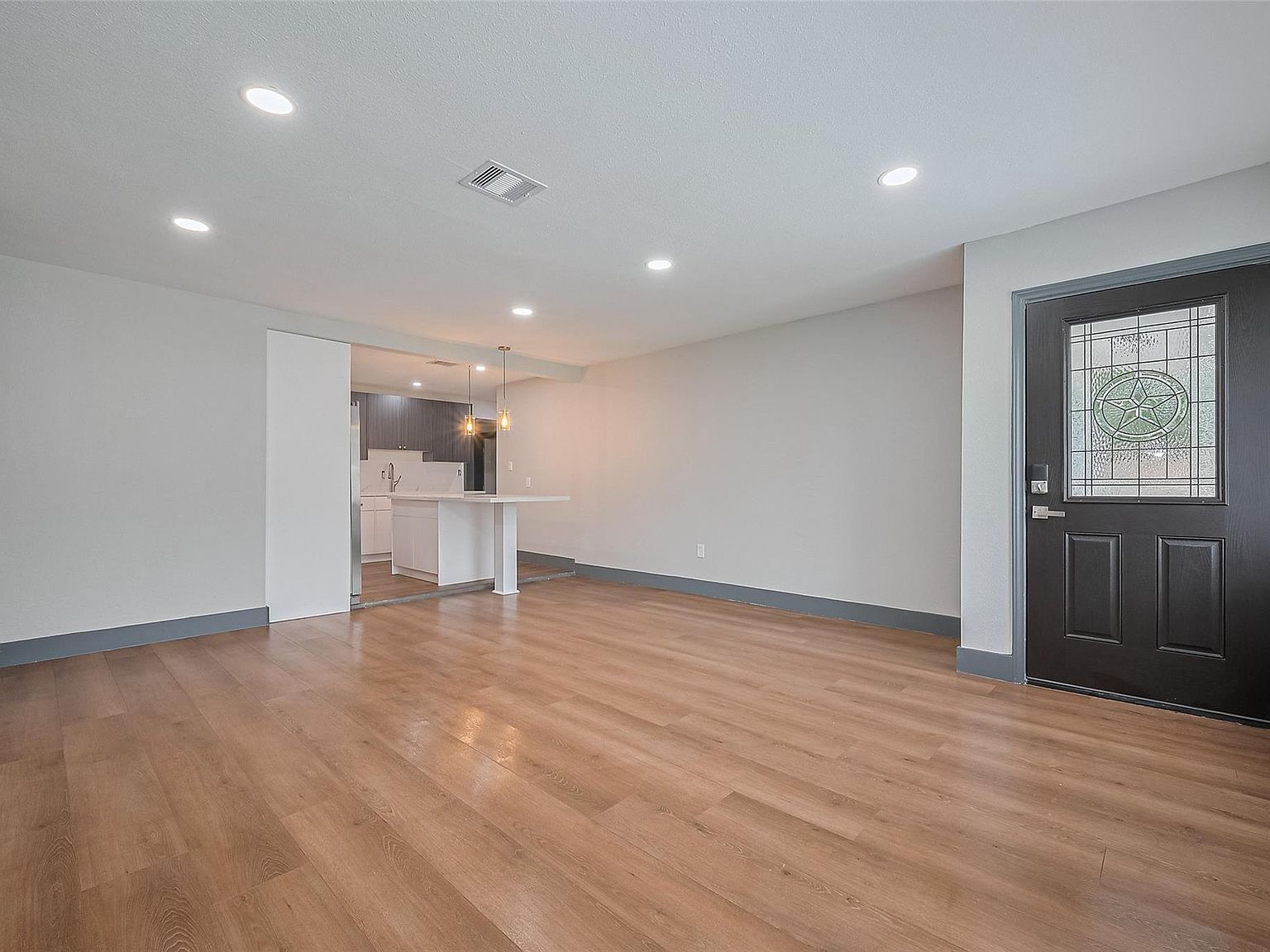 6058 Lyndhurst Dr Houston, TX 77033 - Thumbnail 5