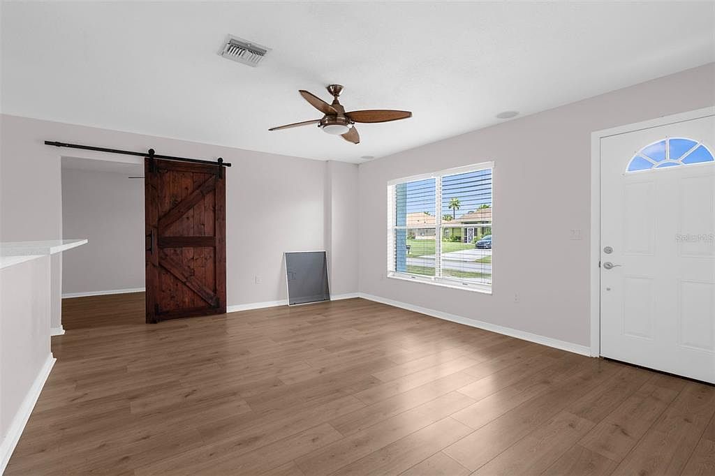 3745 Woodbridge Ave North Port, FL 34287 - Thumbnail 5