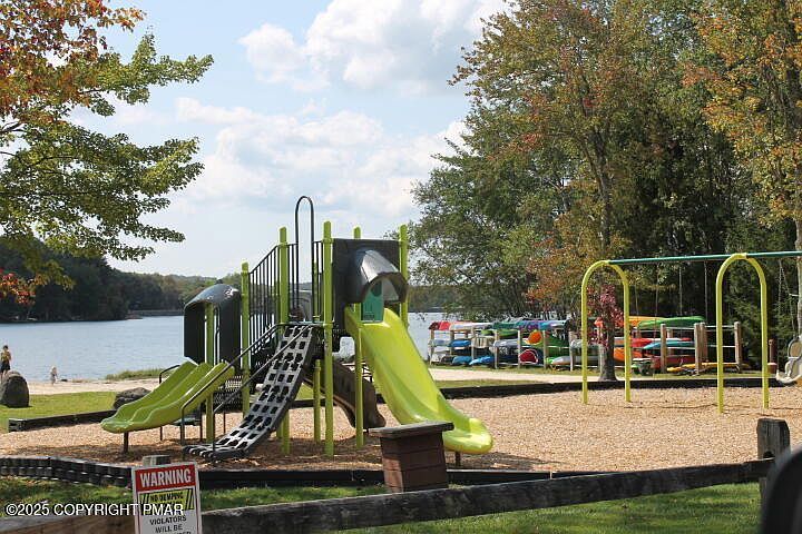 Omaha Trl #22 Pocono Lake, PA 18347 - Thumbnail 5