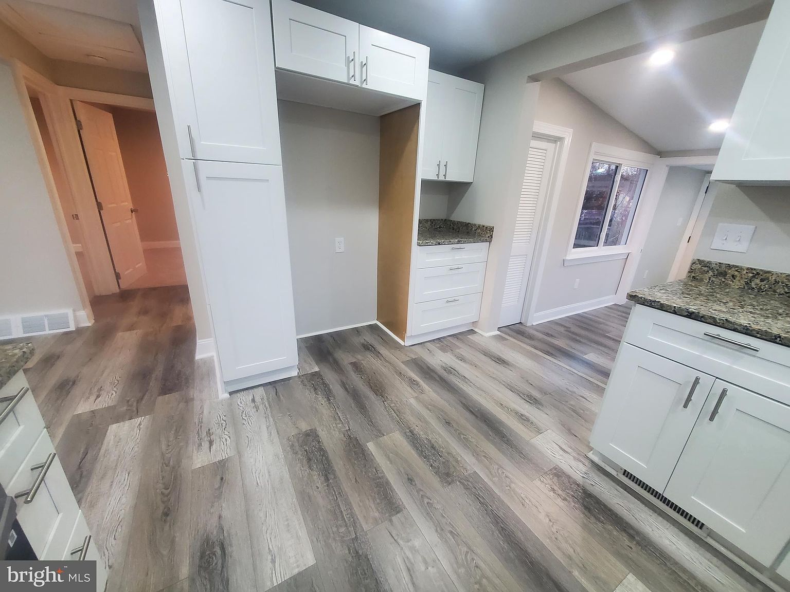 136 Trenton Rd Browns Mills, NJ 08015 - Thumbnail 5