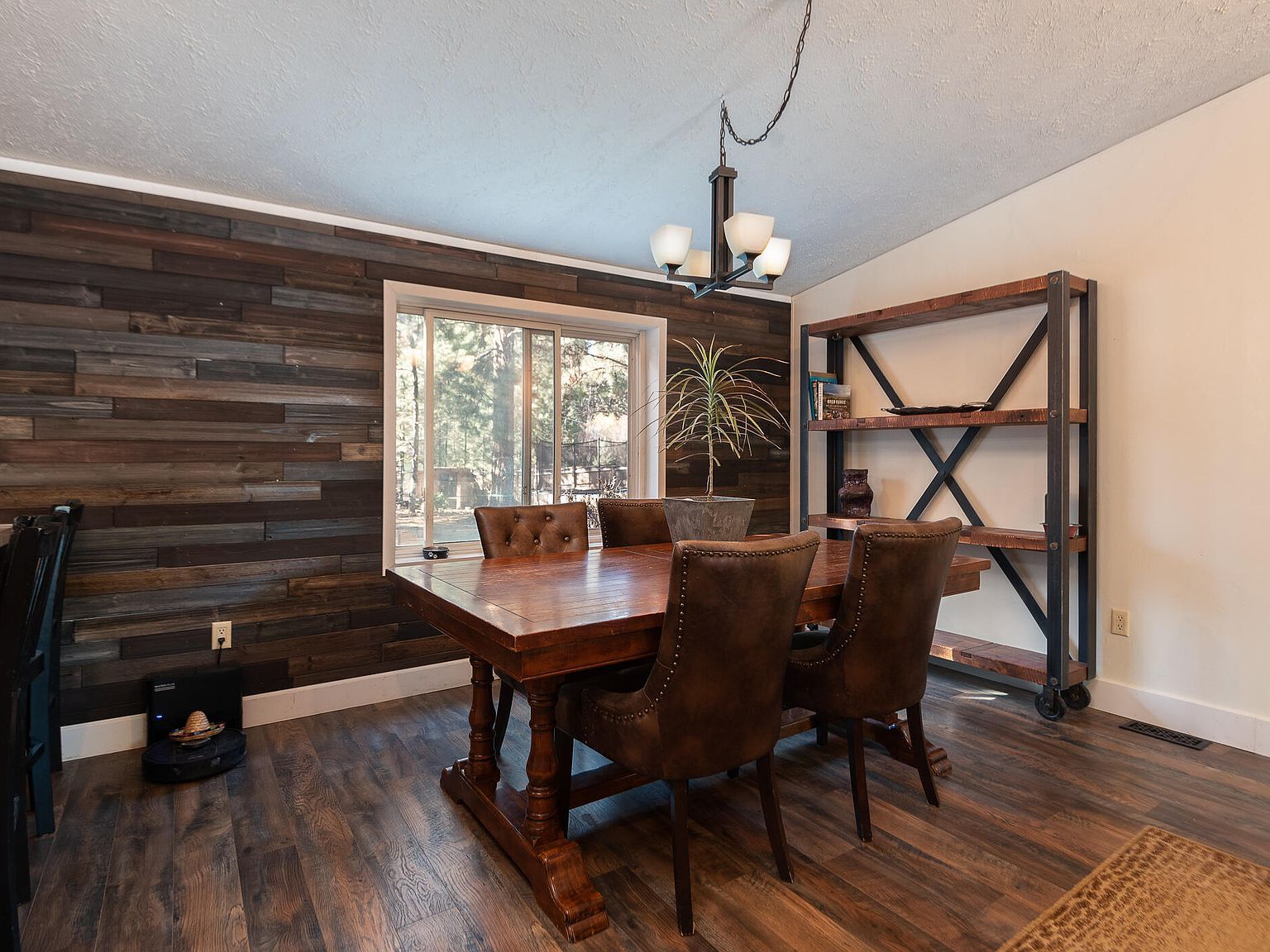 19494 Baker Rd Bend, OR 97702 - Thumbnail 5