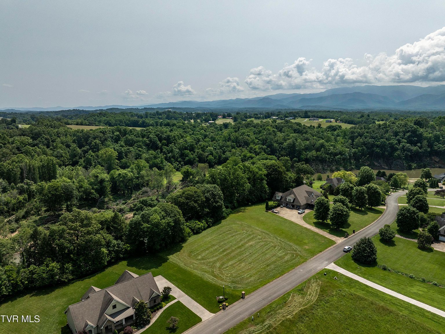 613 Waterstone Cir Greeneville, TN 37745 - Thumbnail 5