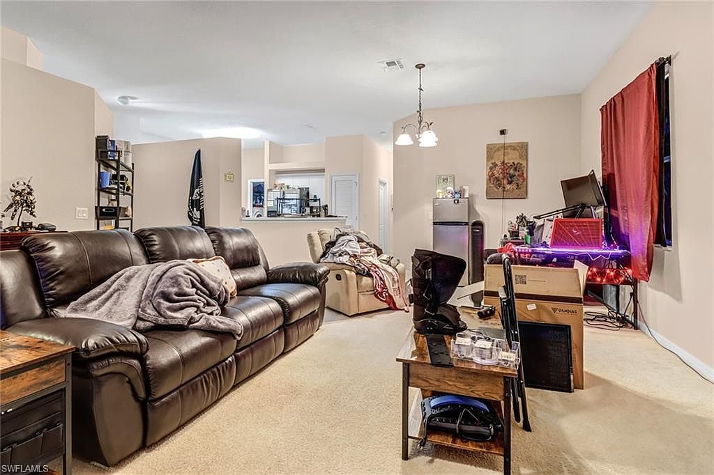 2684 Sunset Lake Dr Cape Coral, FL 33909 - Thumbnail 5