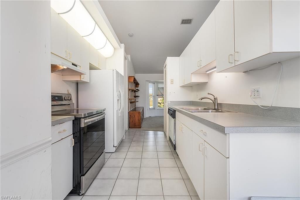 7276 Coolidge Rd Fort Myers, FL 33967 - Thumbnail 5