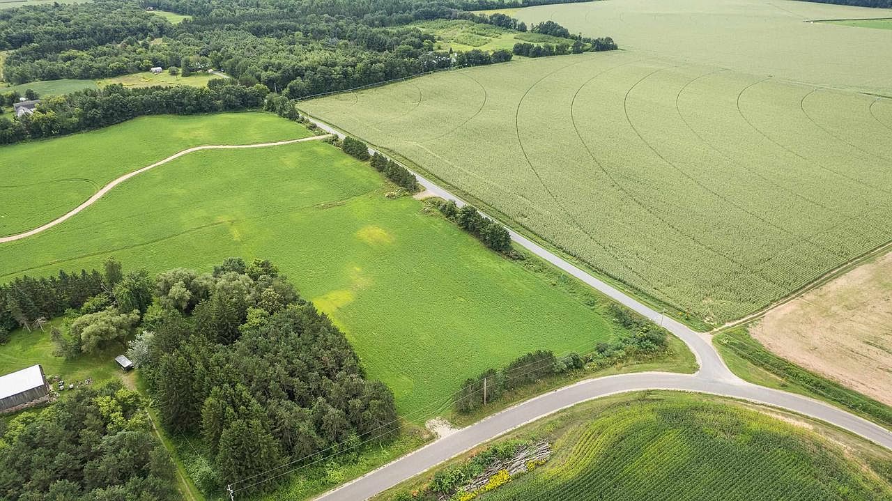 1333 Legends Ln Custer, WI 54423 - Thumbnail 5