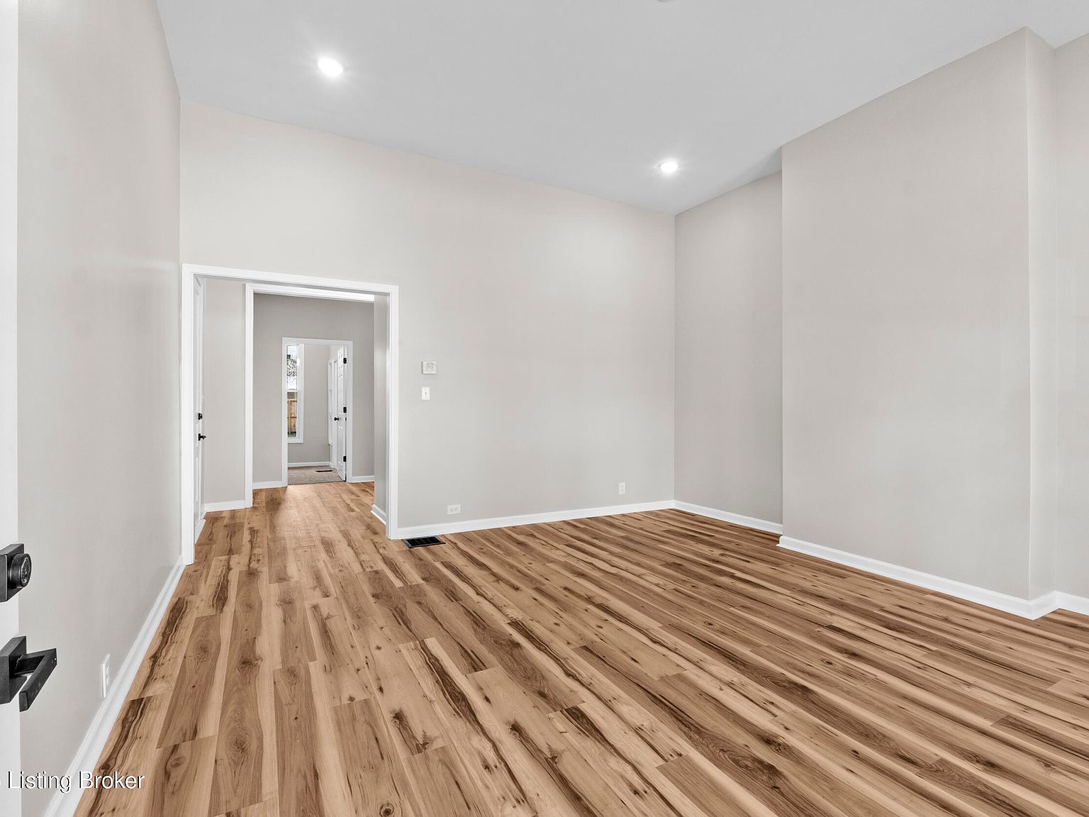 2324 Rowan St Louisville, KY 40212 - Thumbnail 5