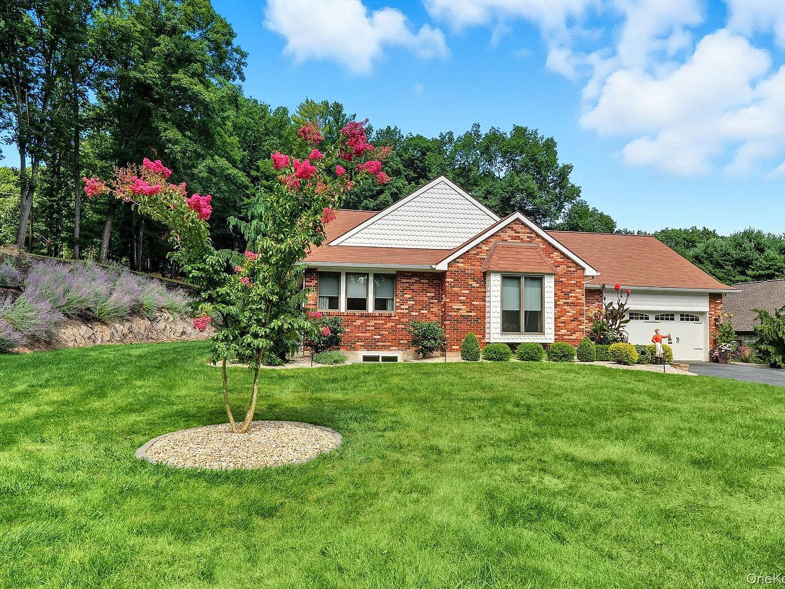 30 Red Hawk Ln Poughkeepsie, NY 12601 - Thumbnail 5