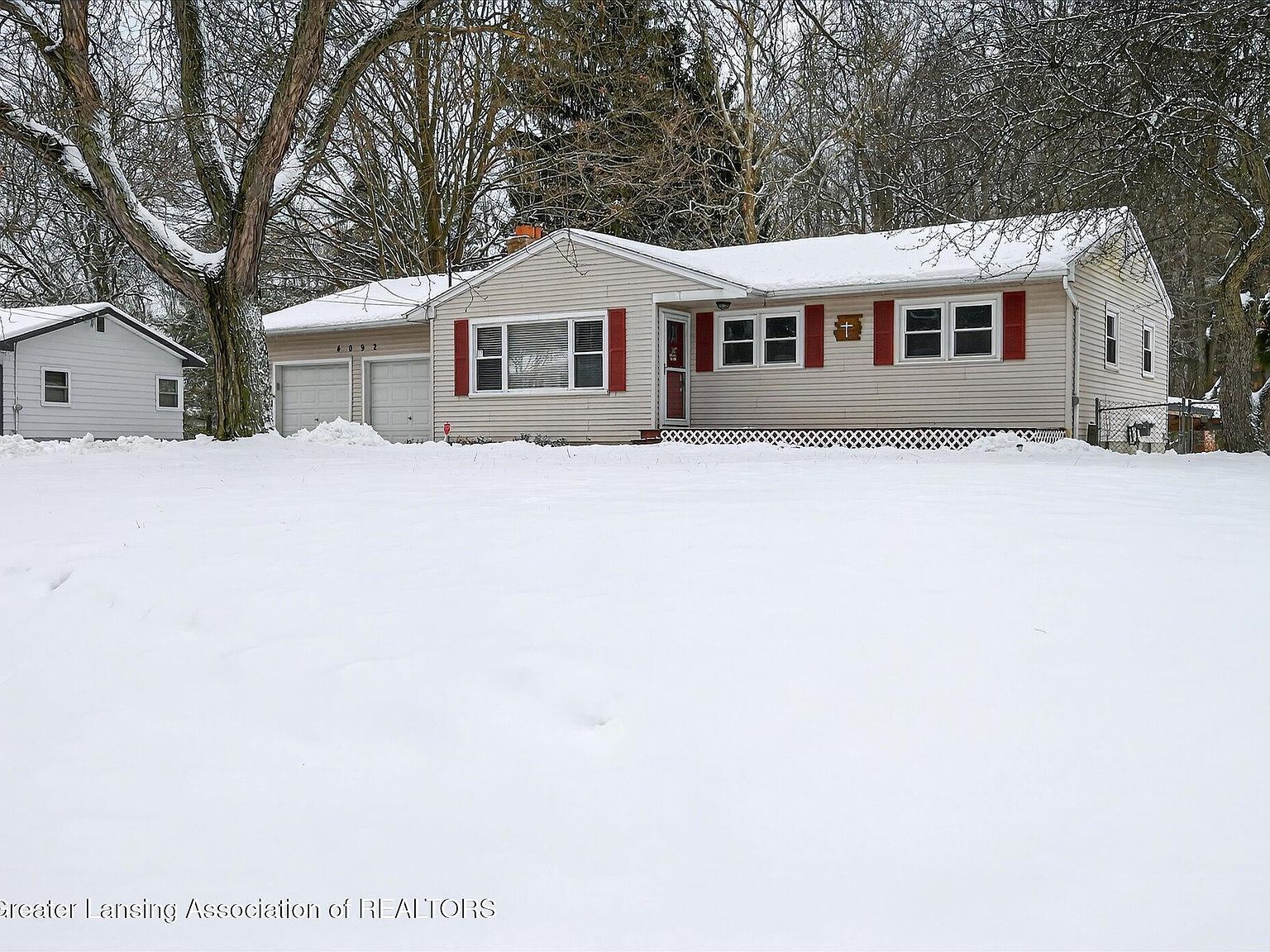 4092 N Pine Dell Dr Lansing, MI 48911 - Thumbnail 5