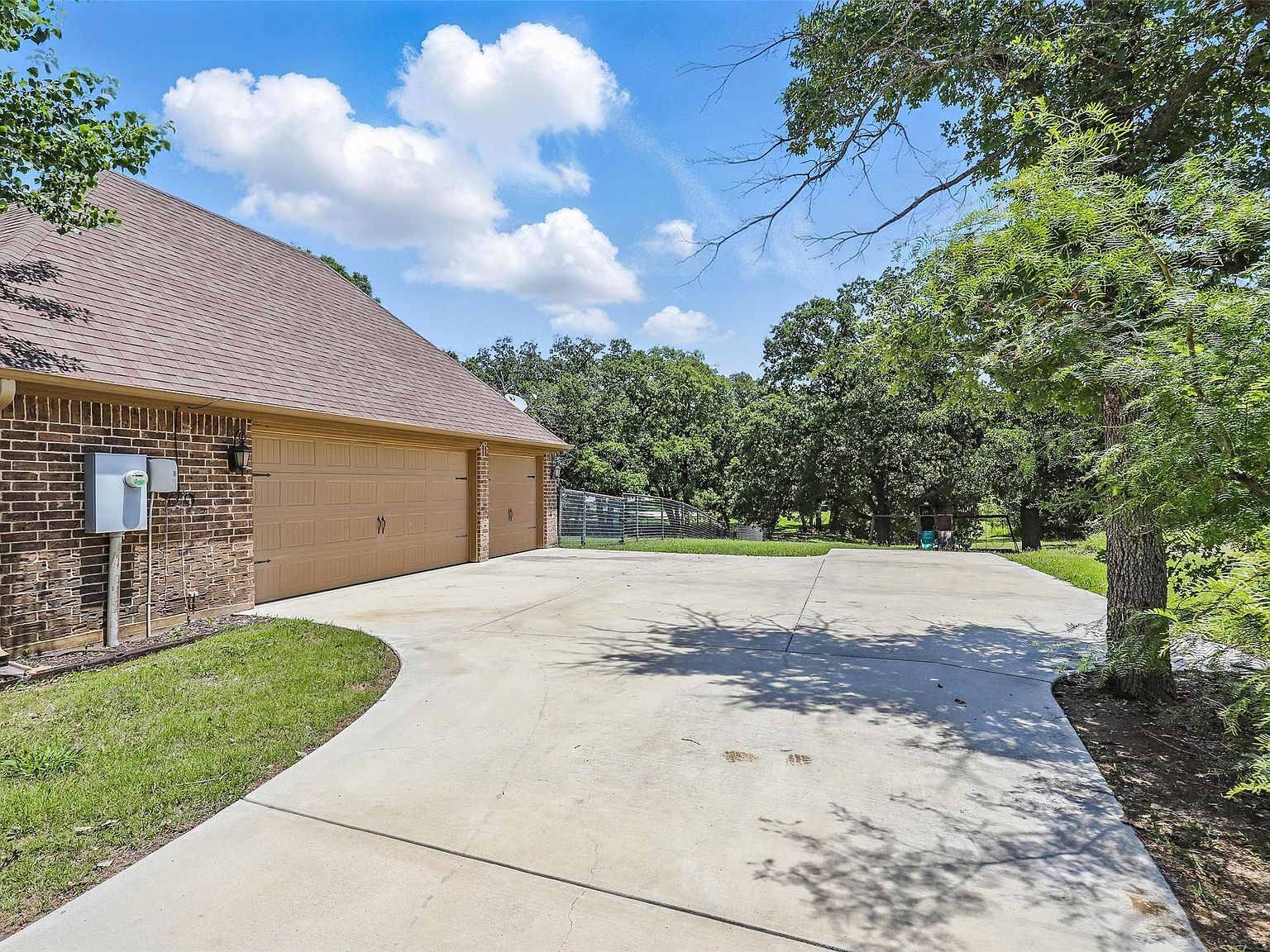 209 Ellis Creek Dr Weatherford, TX 76085 - Thumbnail 5