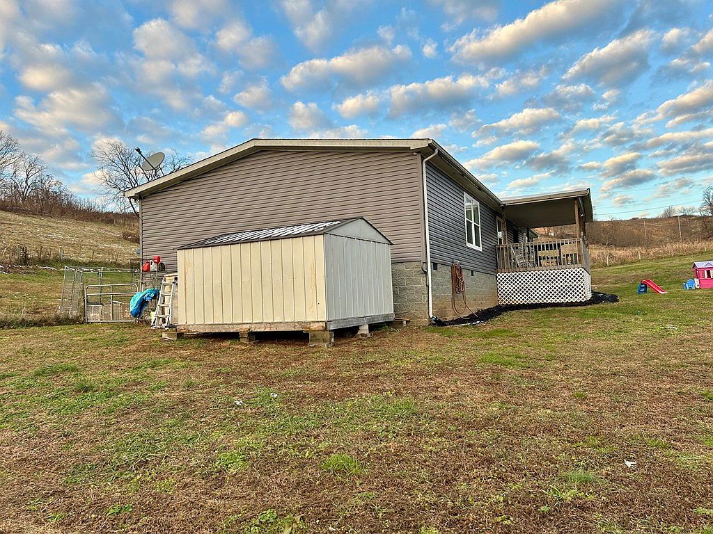 2091 Porter Hollow Rd Castlewood, VA 24224 - Thumbnail 5