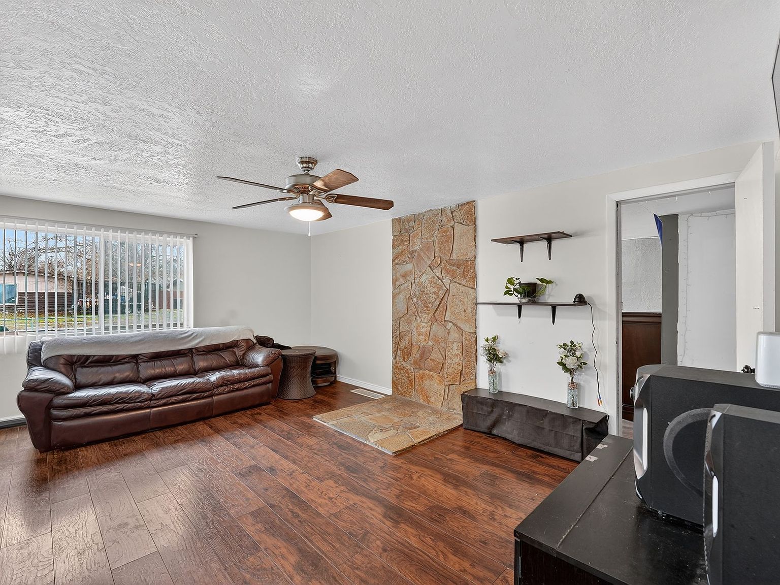 1721 N 400 W Sunset, UT 84015 - Thumbnail 5