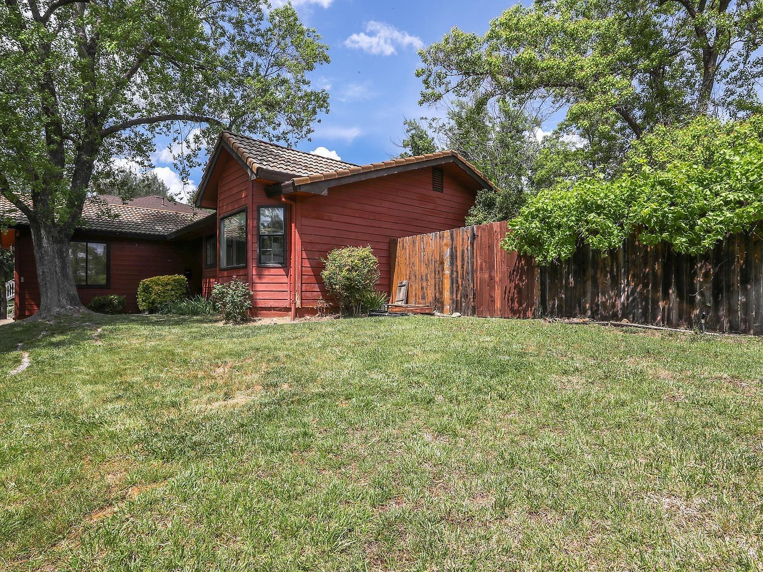 5663 Terra Linda Way Redding, CA 96003 - Thumbnail 5