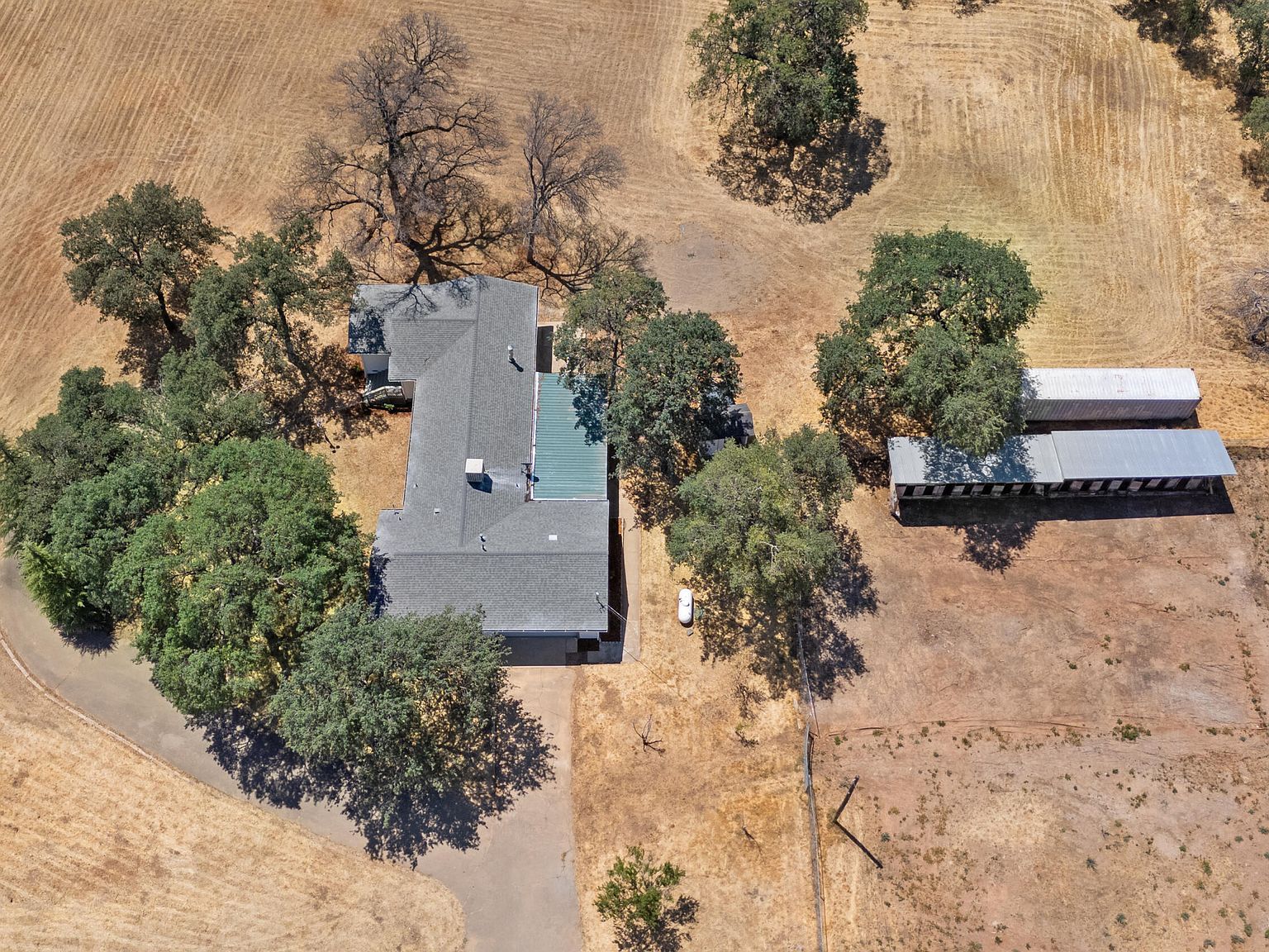 3820 Oak Ln Cottonwood, CA 96022 - Thumbnail 5