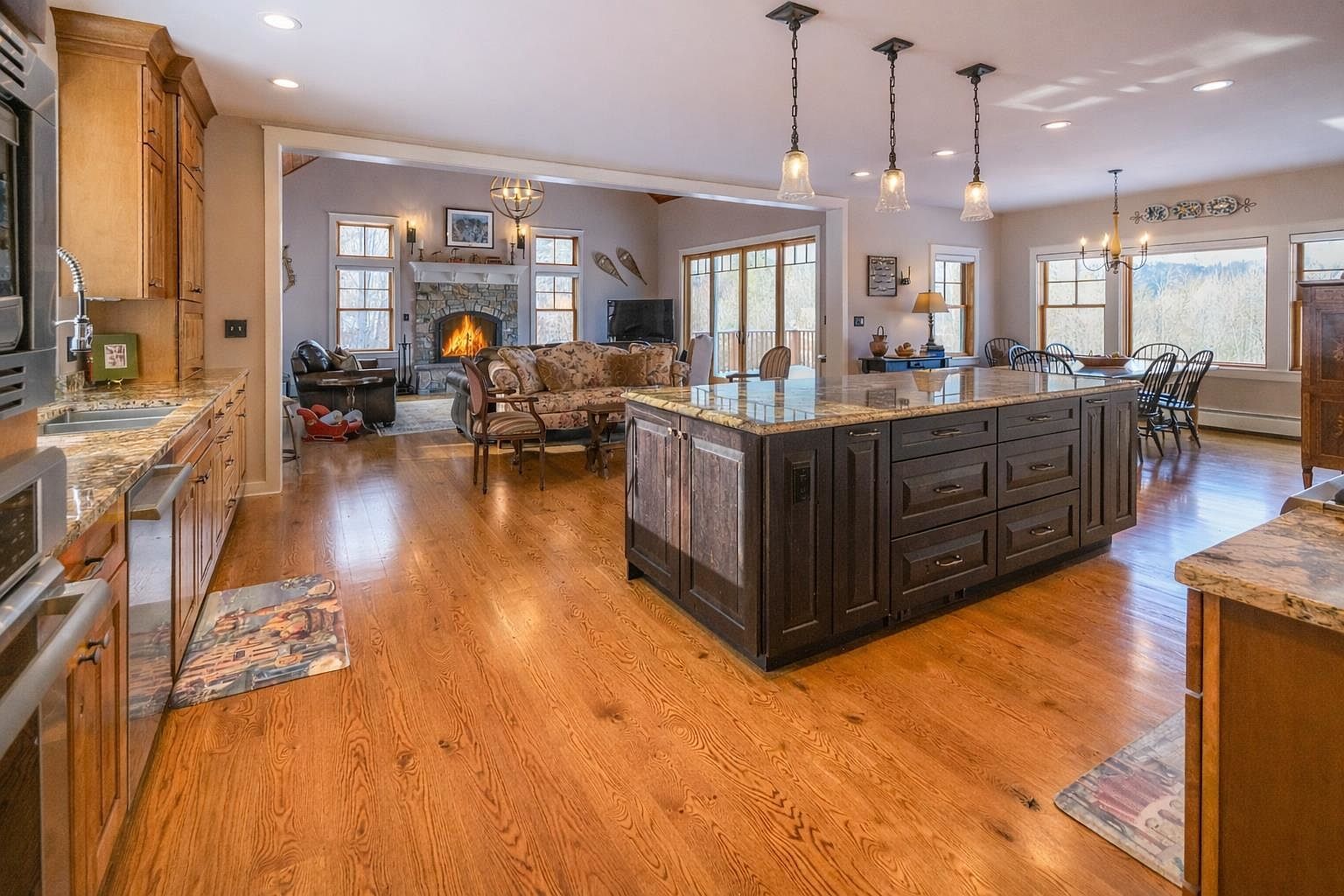 42 Deerfield Dr Ludlow, VT 05149 - Thumbnail 5