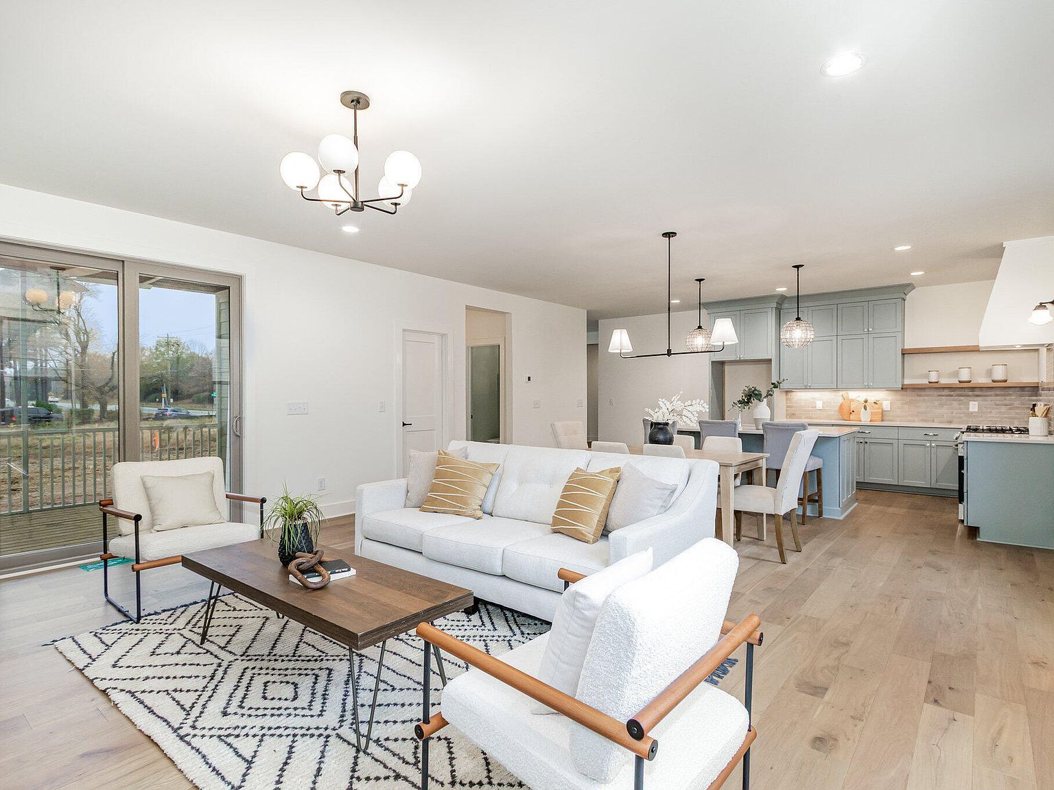 2306 Broad St Durham, NC 27704 - Thumbnail 5