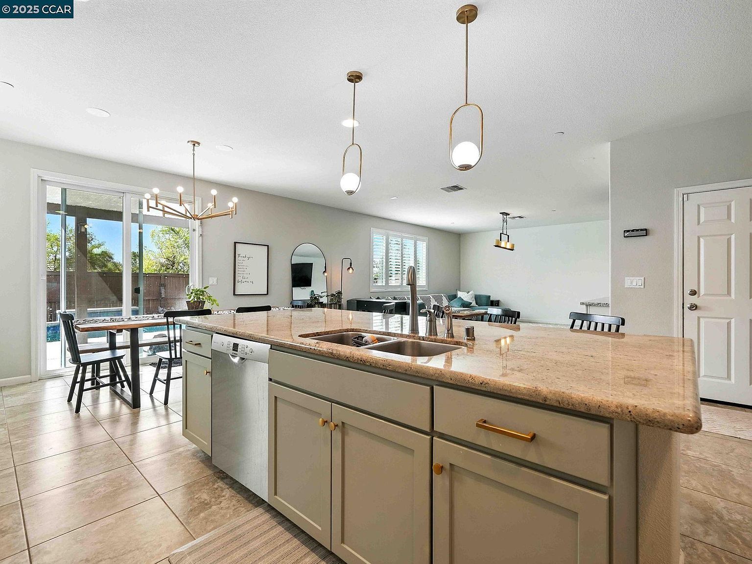 2433 Sanders Ln Fairfield, CA 94533 - Thumbnail 5