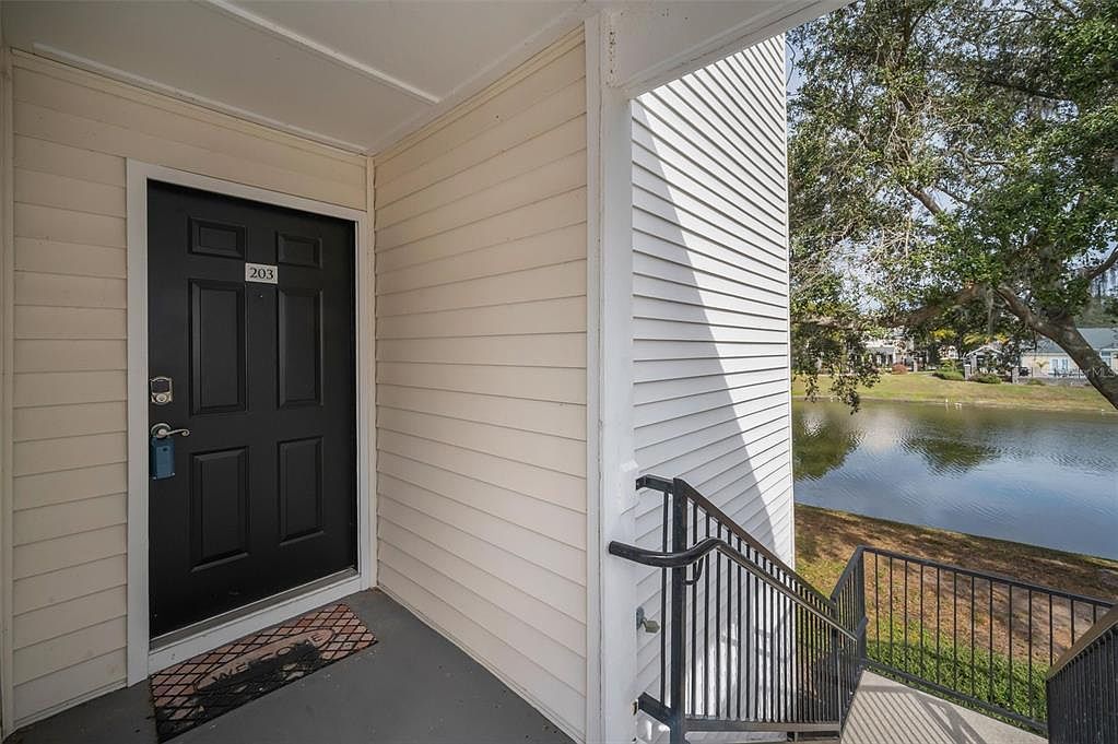 3261 Haviland Ct APT 203 Palm Harbor, FL 34684 - Thumbnail 5