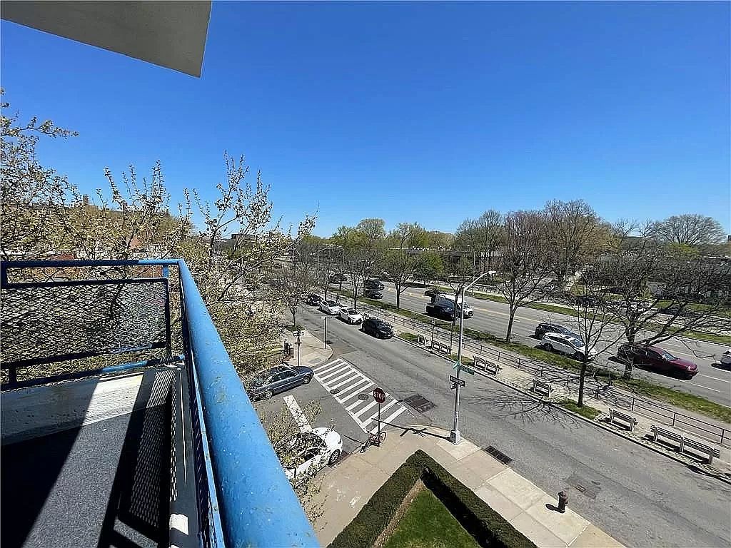 2580 Ocean Pkwy APT 3C Brooklyn, NY 11235 - Thumbnail 5