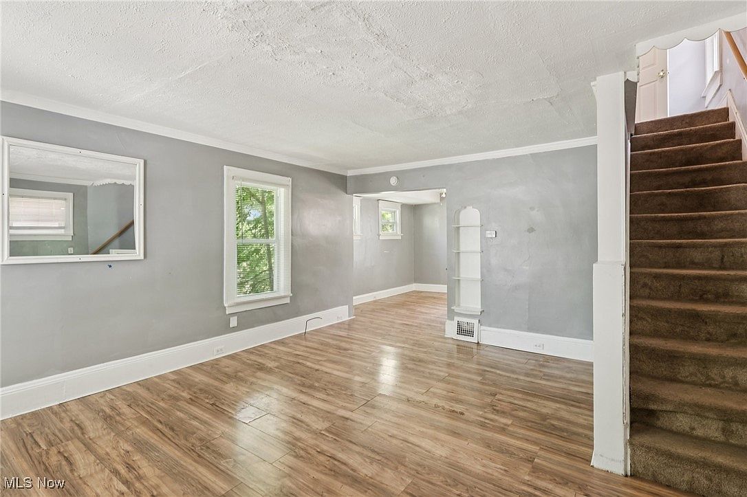 3303 W 123rd St Cleveland, OH 44111 - Thumbnail 5