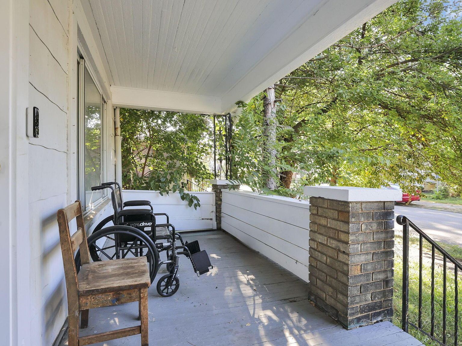 1544 Briarwood Ave Columbus, OH 43211 - Thumbnail 5