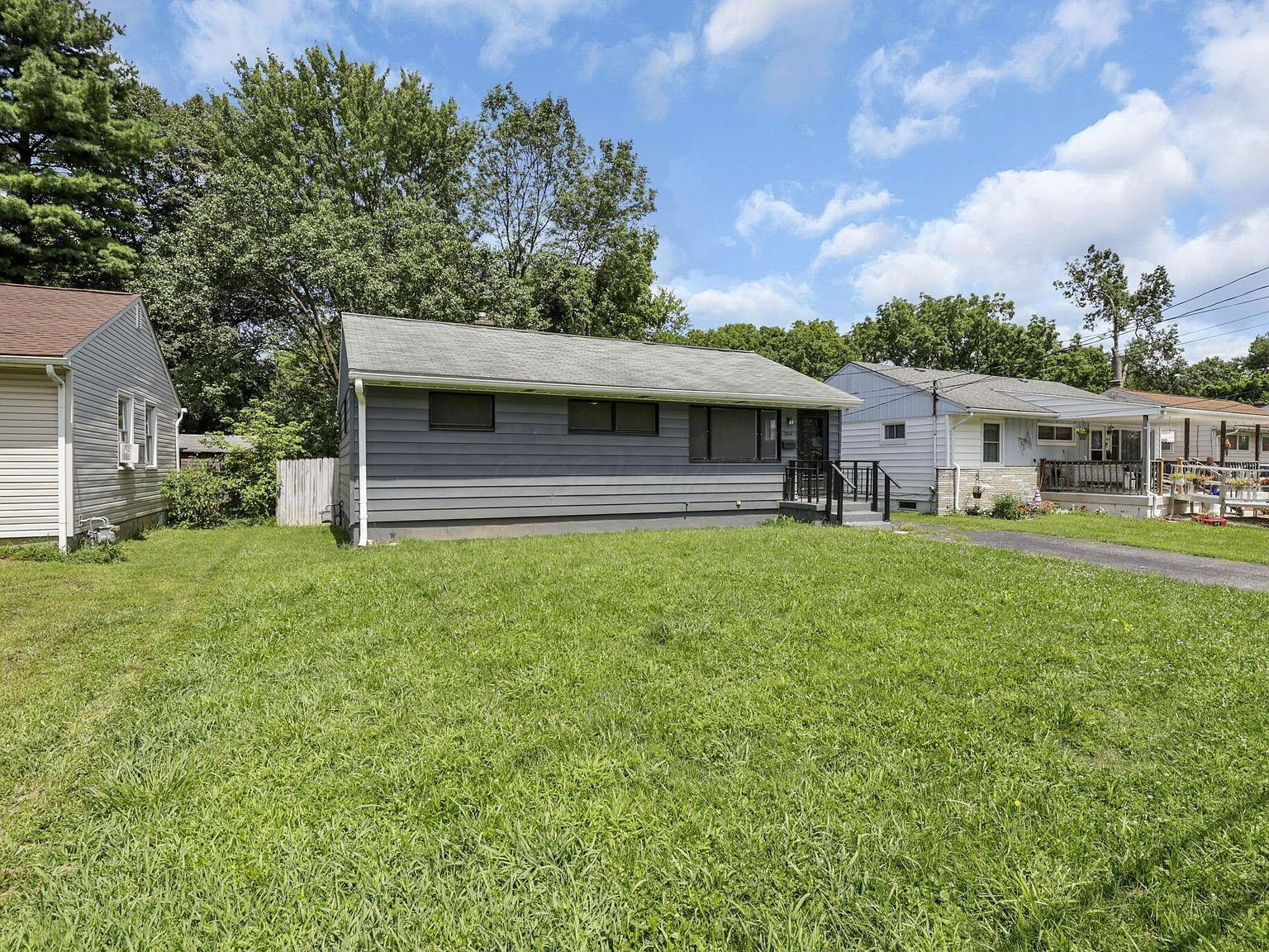 3814 Elbern Ave Columbus, OH 43213 - Thumbnail 5