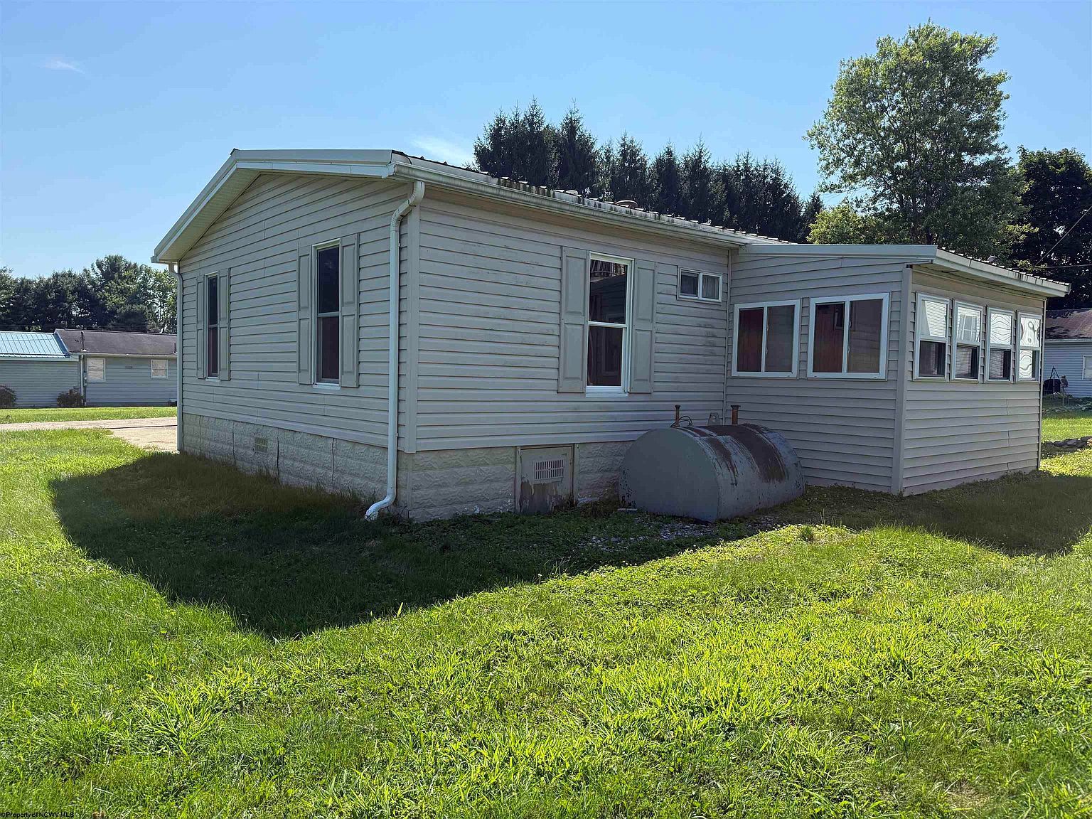 189 Grove Ave Reedsville, WV 26547 - Thumbnail 5