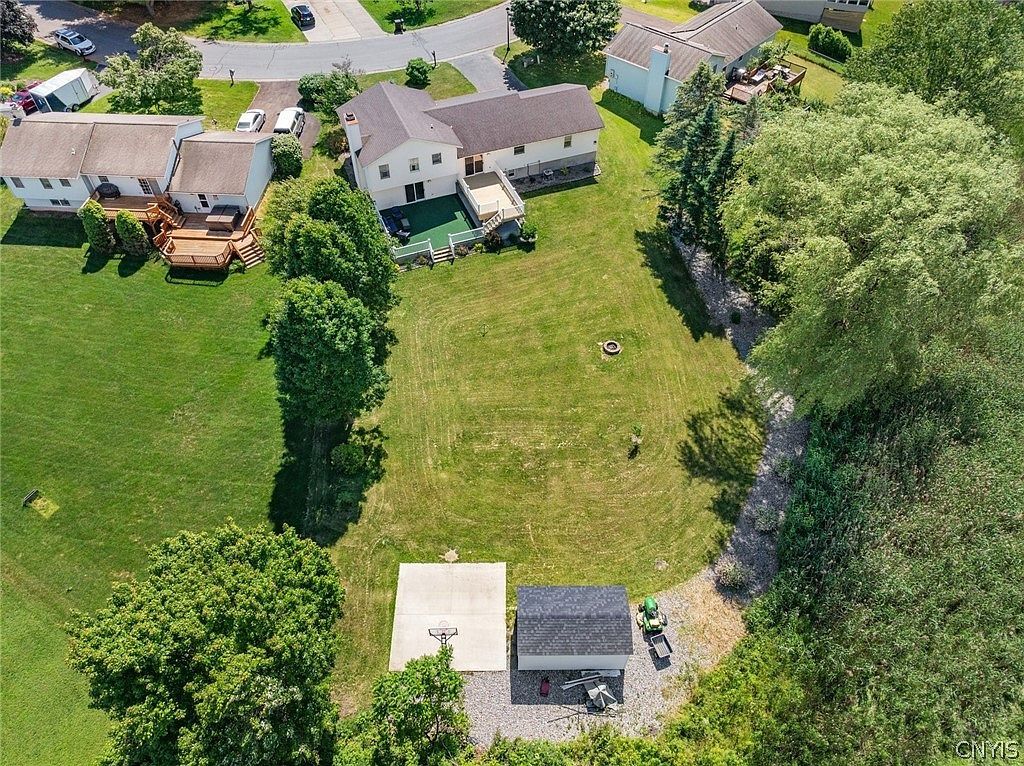 8020 Winfield Cir Rome, NY 13440 - Thumbnail 5