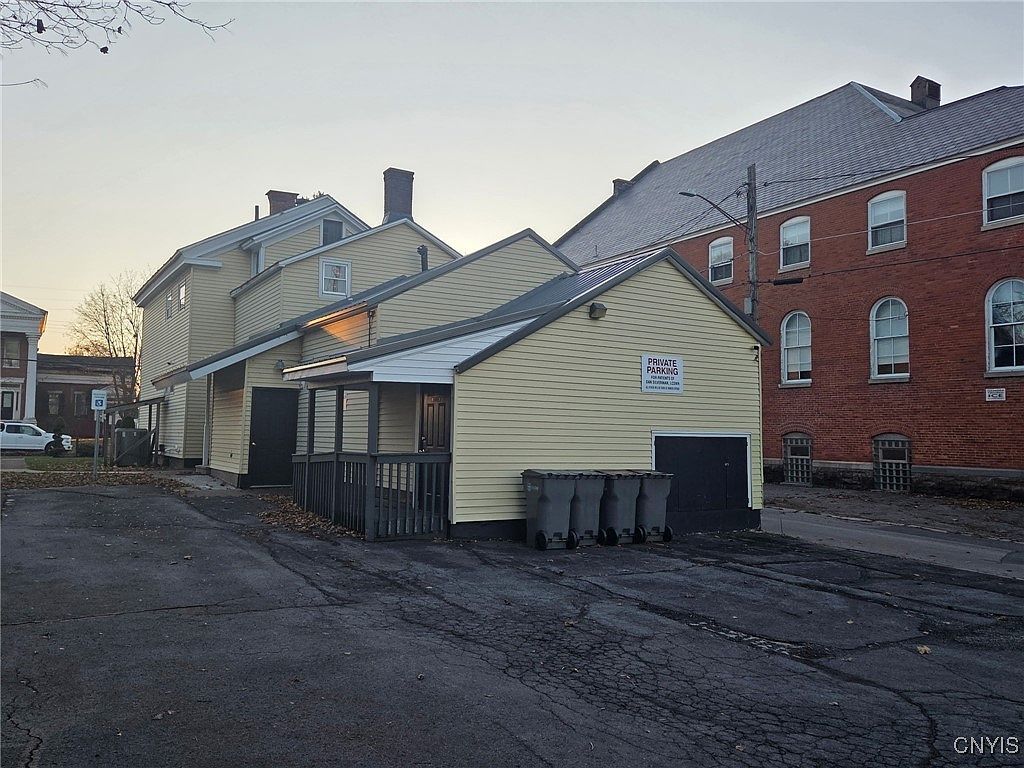 210 W Embargo St Rome, NY 13440 - Thumbnail 5