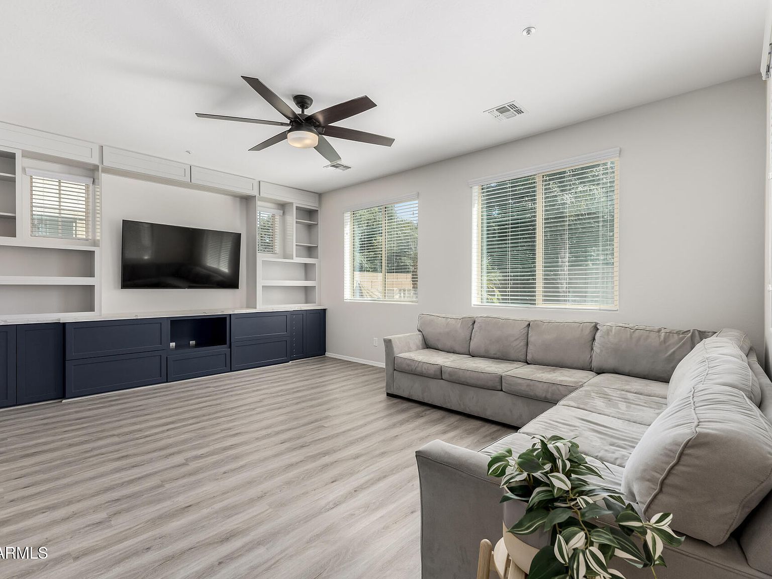 3469 E Indigo St Gilbert, AZ 85298 - Thumbnail 5