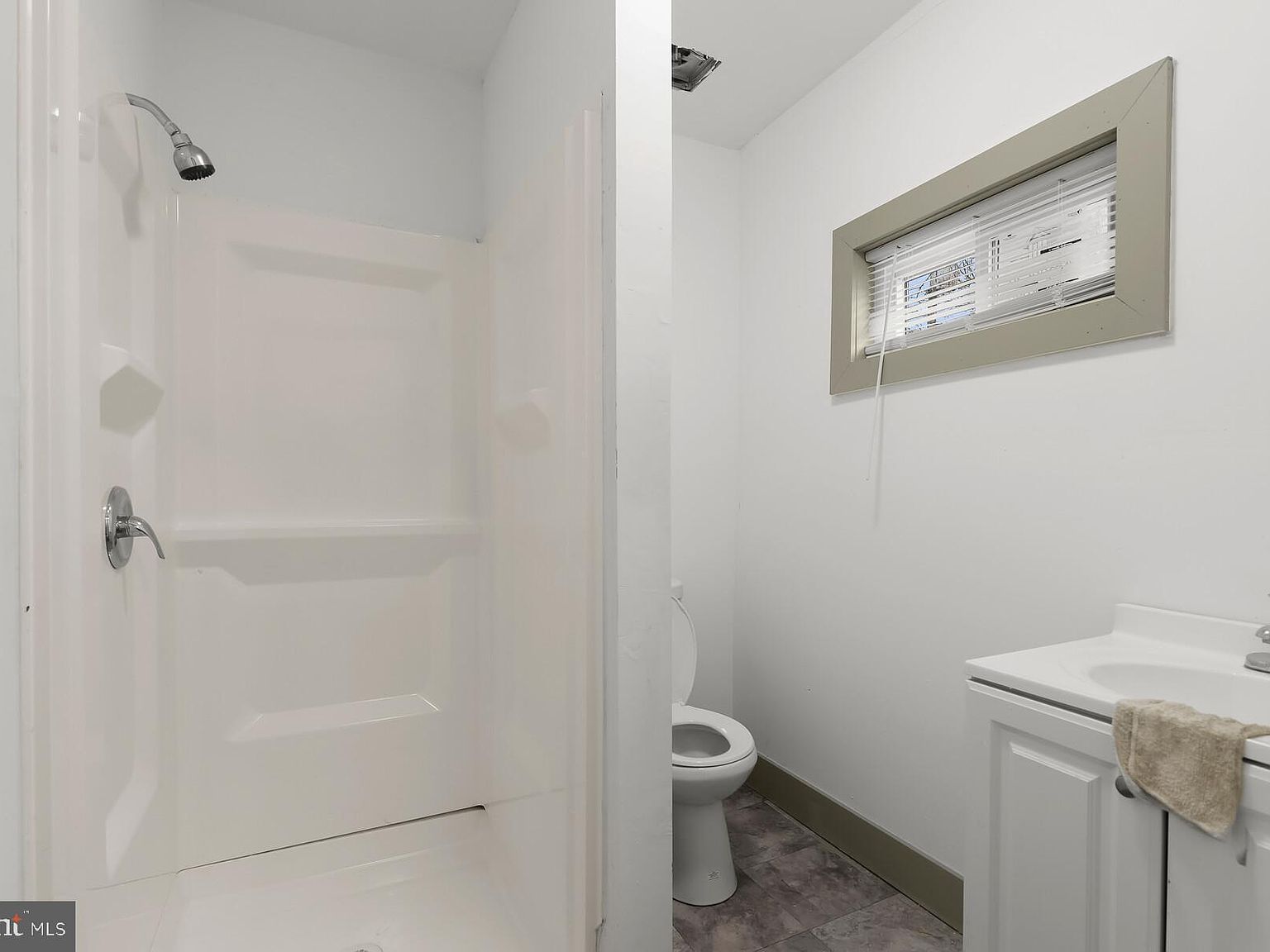 2838 W Lanvale St Baltimore, MD 21216 - Thumbnail 5