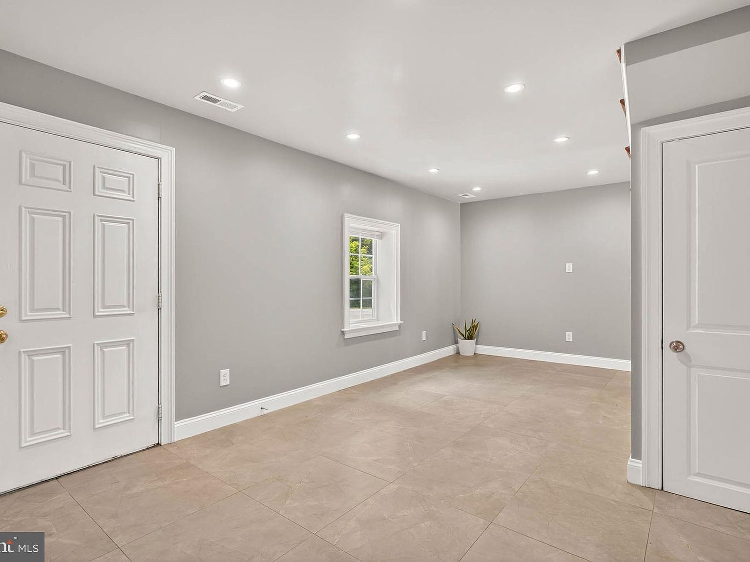 11920 Frederick Rd Ellicott City, MD 21042 - Thumbnail 5