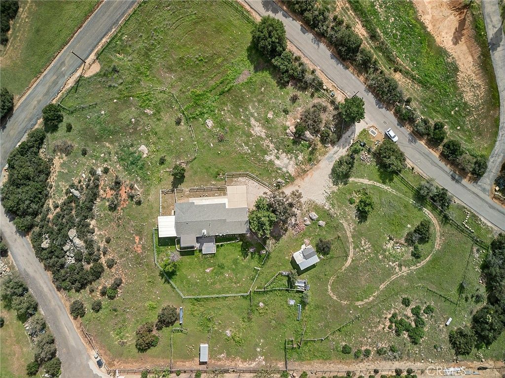 38833 Magee Rd Pala, CA 92059 - Thumbnail 5