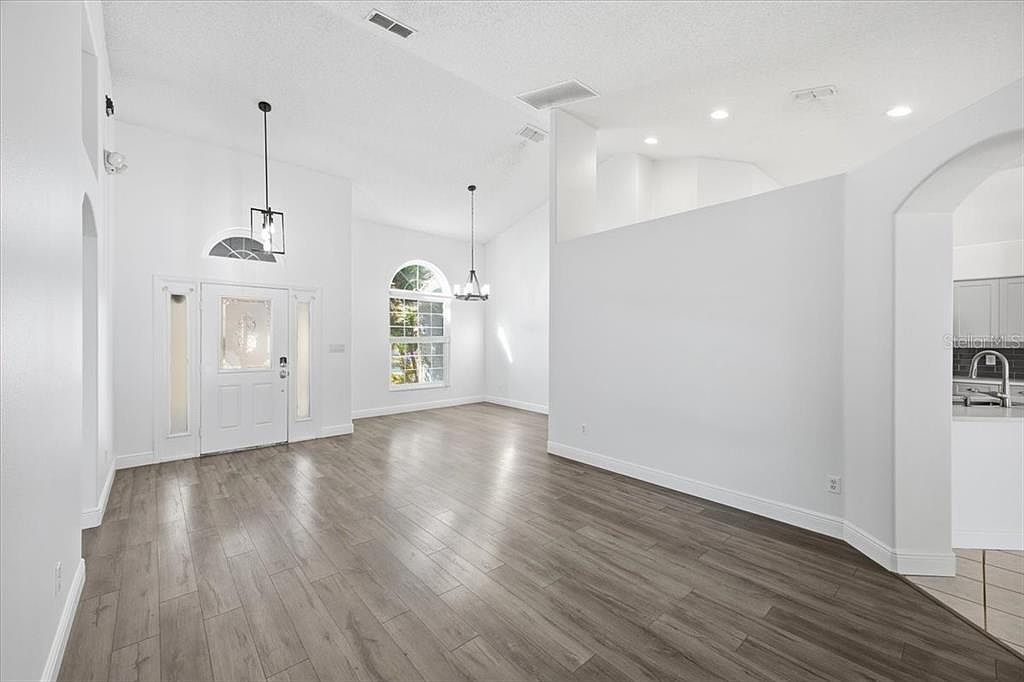 3133 Samosa Hill Cir Clermont, FL 34714 - Thumbnail 5