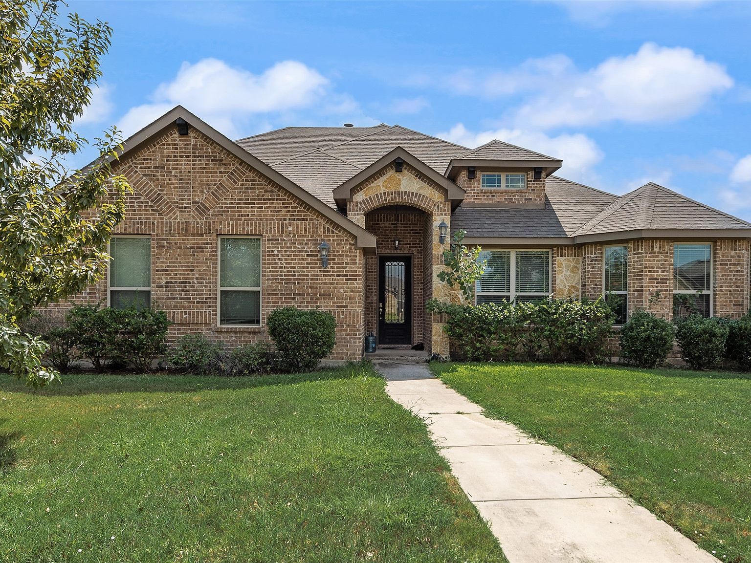 202 Debbie Way Red Oak, TX 75154 - Thumbnail 5