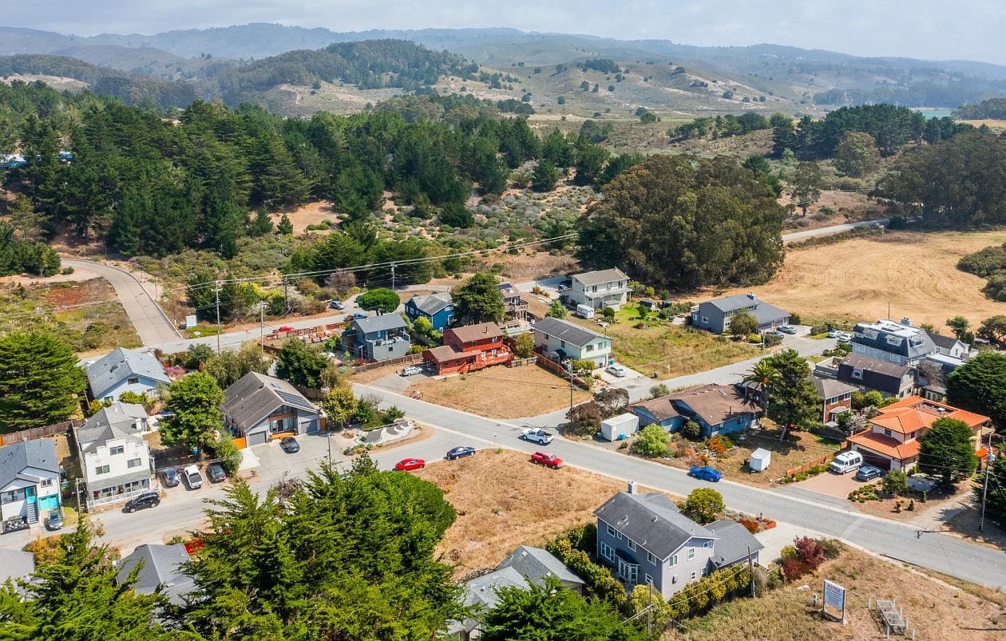 037-183-110 Mossbeach Moss Beach, CA 94038  | Land/Lot