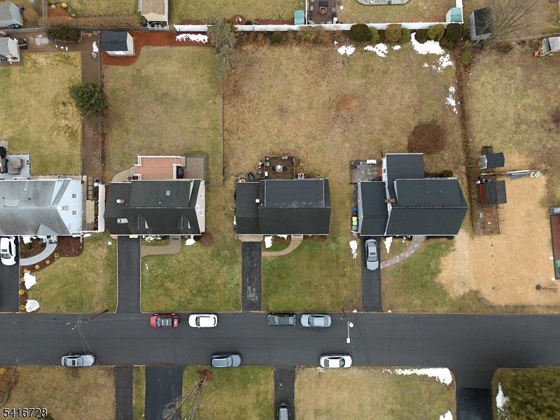 585 Mountainview Dr North Plainfield, NJ 07063 - Thumbnail 5