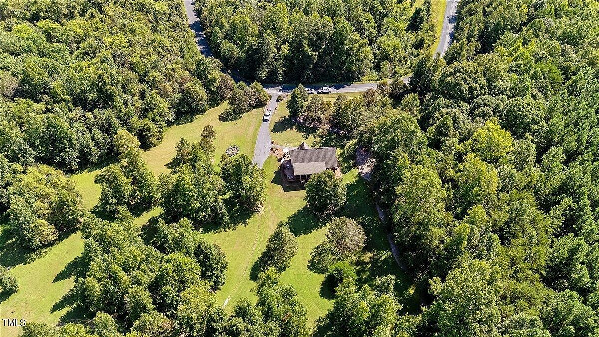 306 Lake Shore Dr Yanceyville, NC 27379 - Thumbnail 5