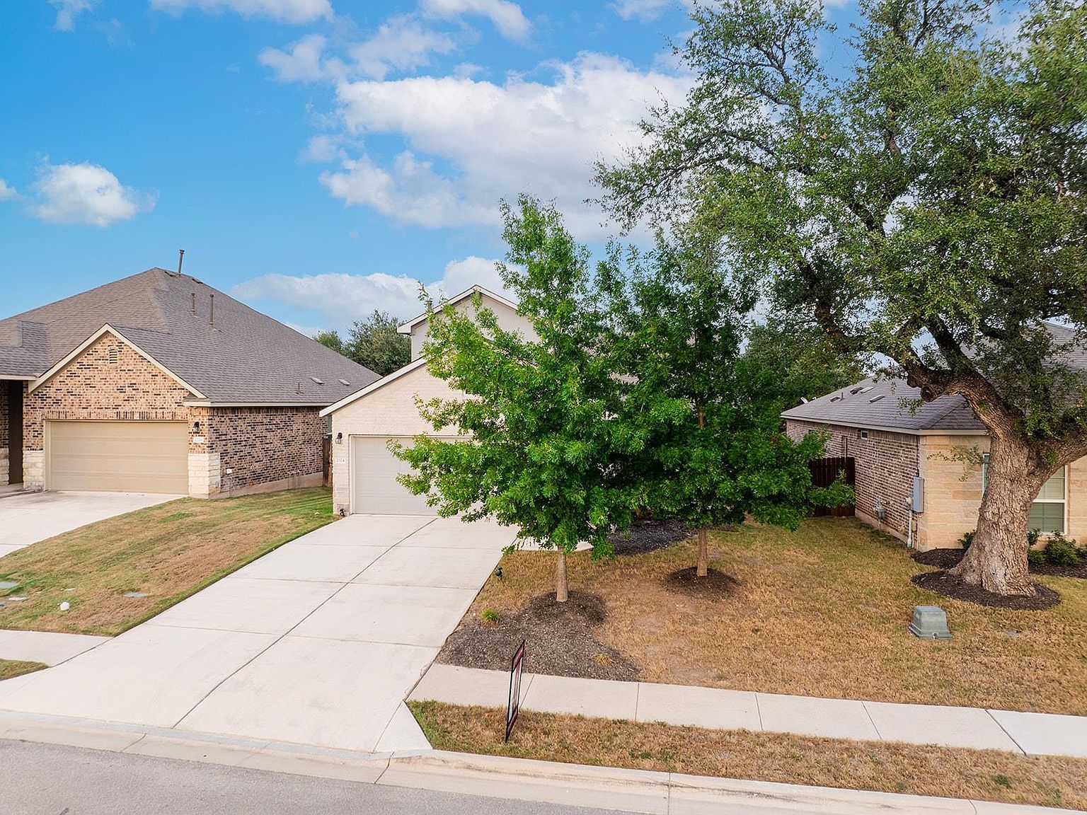 2324 Singletree Bnd Georgetown, TX 78628 - Thumbnail 5