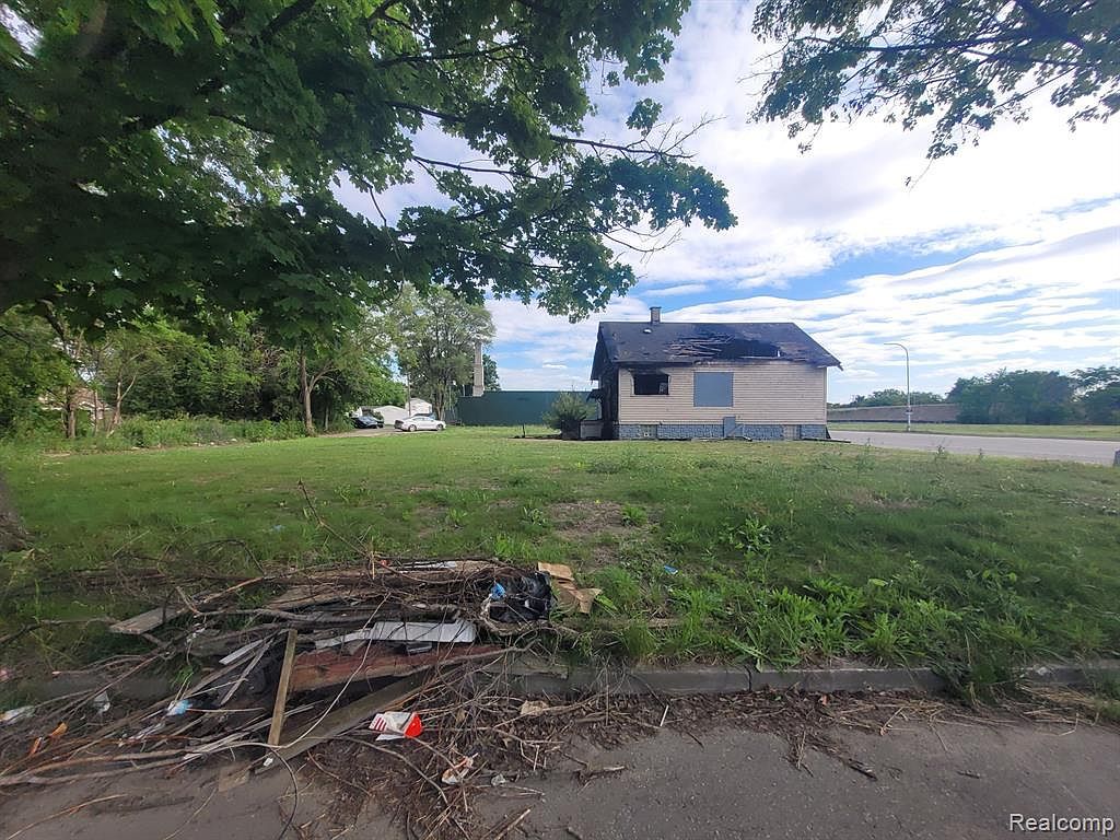 5585 Ridgewood St Detroit, MI 48204 - Thumbnail 5