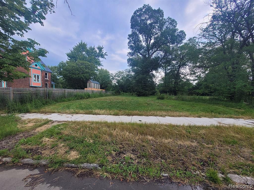 5202 Stanton St Detroit, MI 48208 - Thumbnail 5