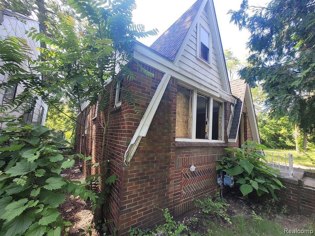 15379 Dolphin St Detroit, MI 48223 - Thumbnail 5